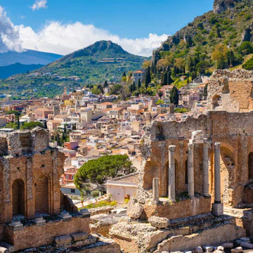 The Other Italy: a Grand Tour of Sicily's Taormina, Syracuse, and Palermo