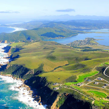 South Africa’s Stunning South: Cape Town, Wine Country, and the Garden Route