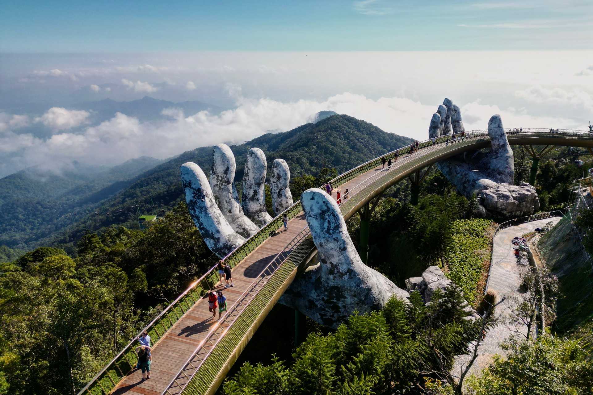 The Best of Vibrant Vietnam: City, Coastal, and Countryside Traditions