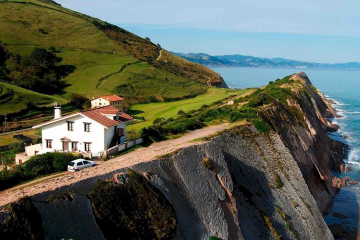 Basque Country at Its Best: Bilbao, San Sebastian, and Spain’s Rioja Wine Region