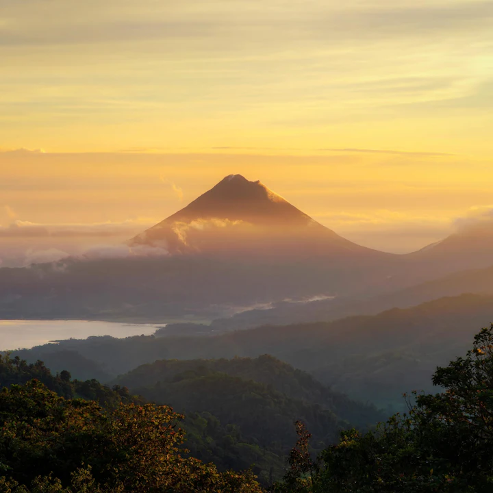 Daring Adventures and Cultural Gems: Costa Rica's Rainforests, Volcanoes, and Coastal Oases