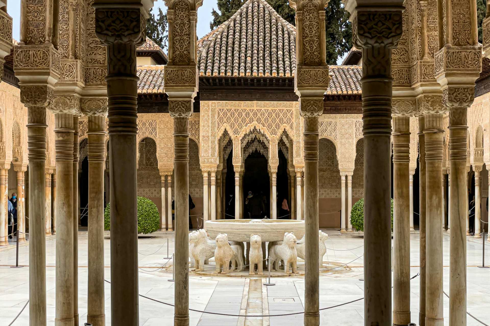 Patio de los Leones in Granada