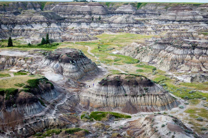 All About Alberta: Banff, Badlands, and Beyond in 2 Weeks